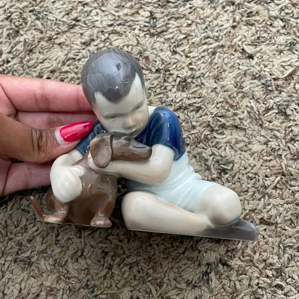 Royal Copenhagen B&G Bing Grondahl Boy with His Dachshund 440 Figurine Denmark